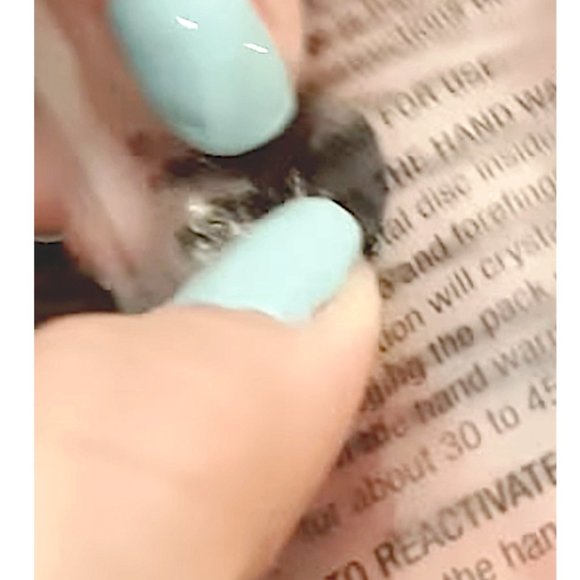 🆕 Set of 2: FAUX FUR HAND WARMER w/ REUSABLE HEAT GEL PACK for MITTENS POCKETS - Picture 9 of 14